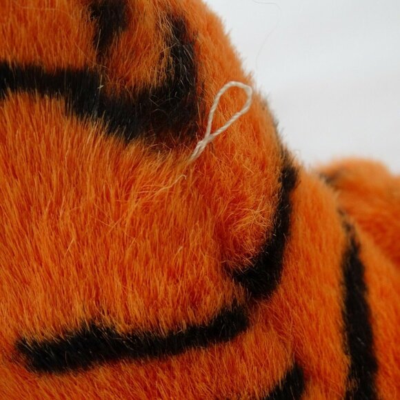 Vintage Tigger Winnie the Pooh Plush Stuffed Toy Curly Tail Orange 11 inch - Picture 8 of 8